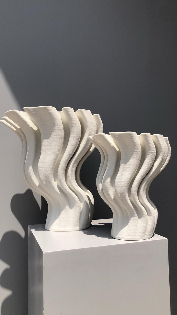 Lashes vases