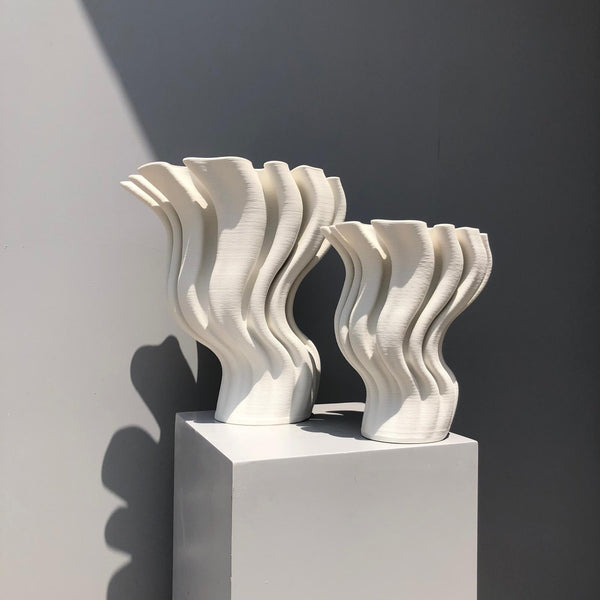 Lashes vases